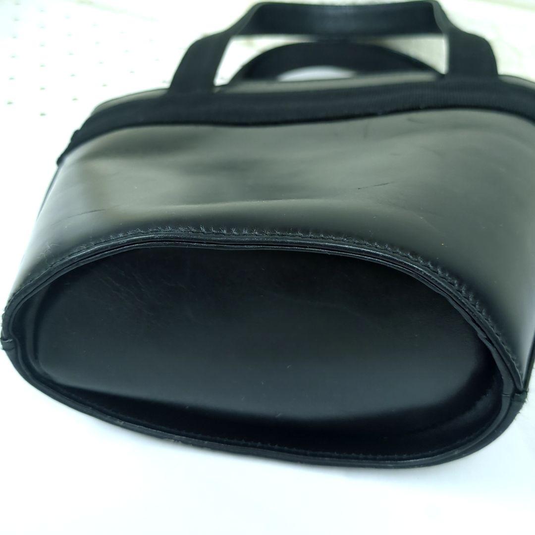 Salvatore Ferragamo Vara Bow Leather Handbag Black Gold Hardware Made in Italy