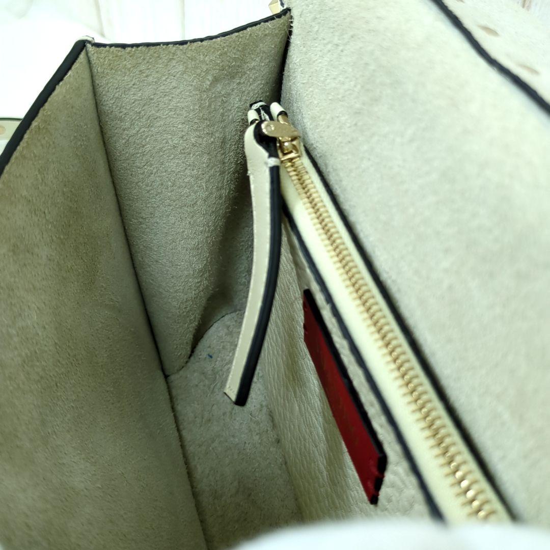 VALENTINO GARAVANI Rockstud Leather Shoulder Bag Ivory Gold Studs Made in Italy